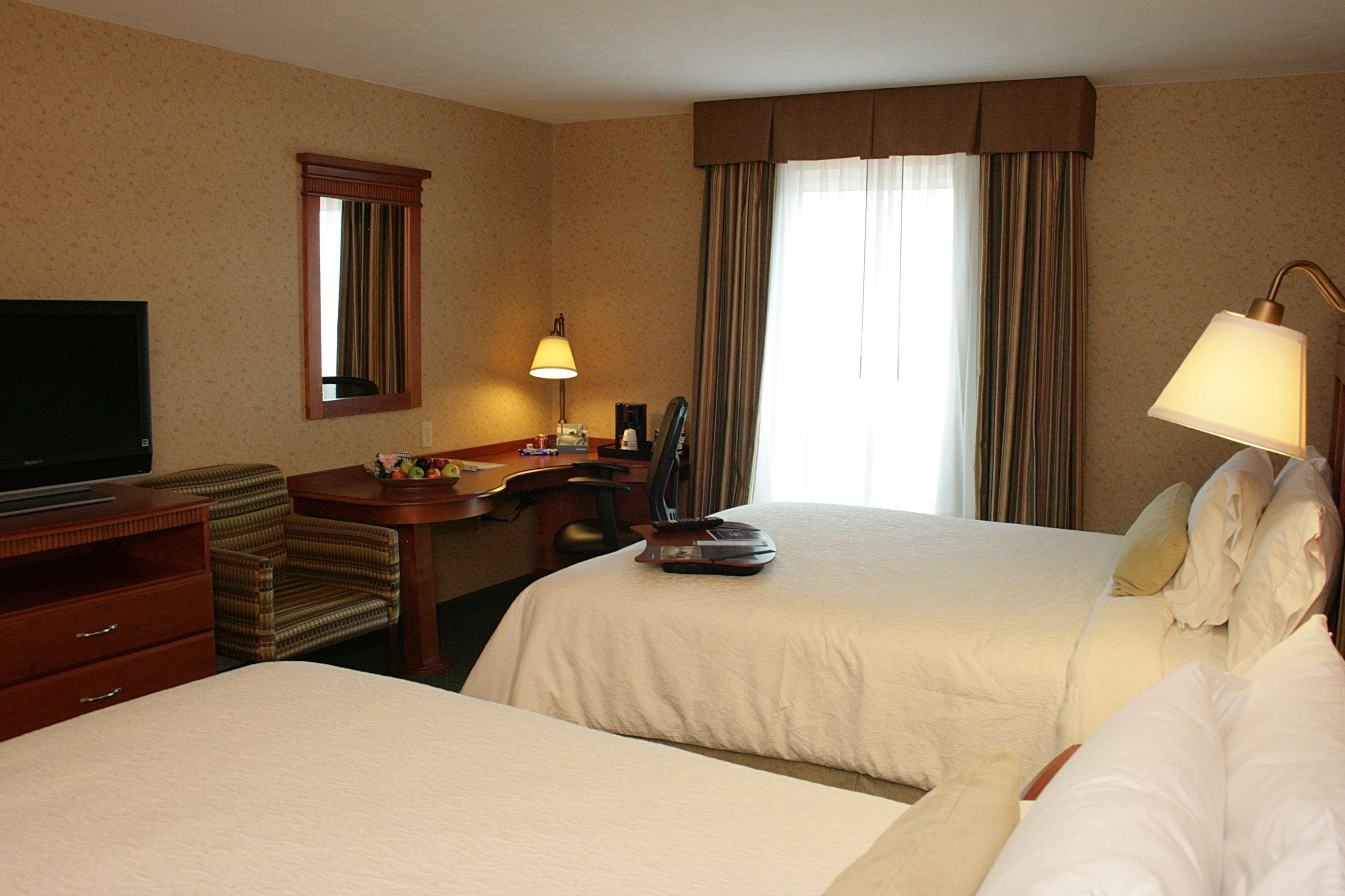 Hampton Inn By Hilton Guadalajara-Aeropuerto Las Pintas Ngoại thất bức ảnh