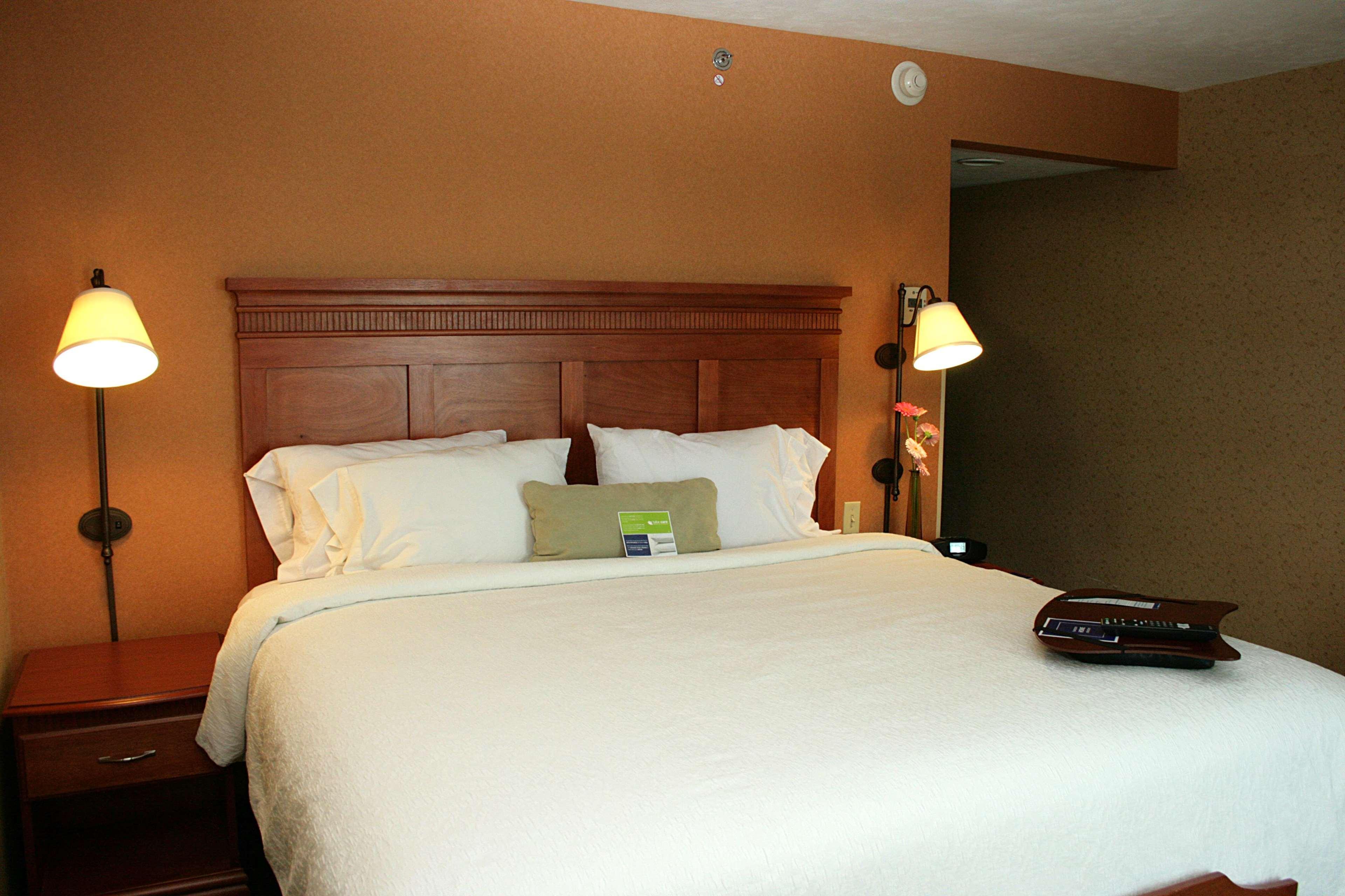 Hampton Inn By Hilton Guadalajara-Aeropuerto Las Pintas Ngoại thất bức ảnh