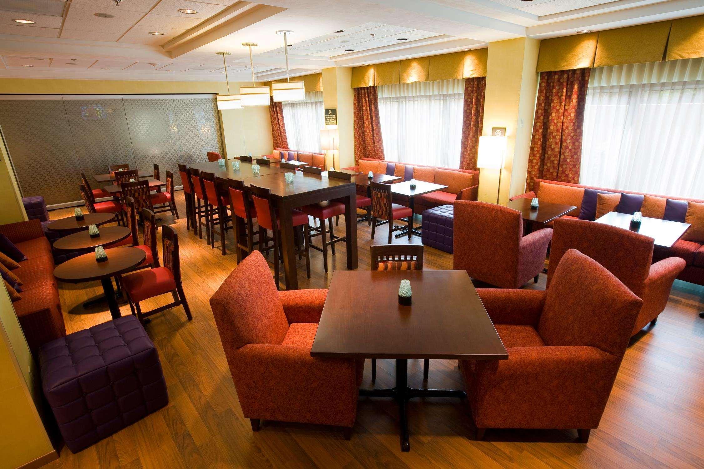 Hampton Inn By Hilton Guadalajara-Aeropuerto Las Pintas Ngoại thất bức ảnh