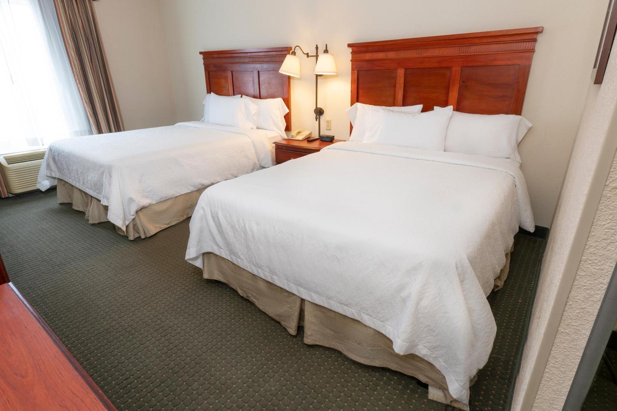 Hampton Inn By Hilton Guadalajara-Aeropuerto Las Pintas Ngoại thất bức ảnh